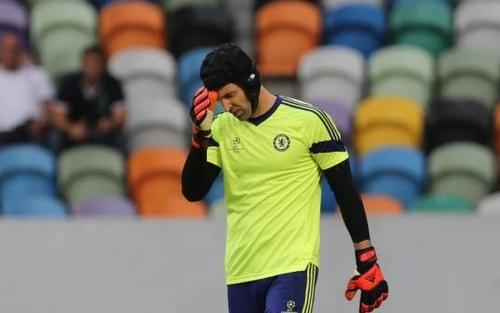 تشيك يُلمح لرحيله عن تشيلسي هذا الصيف