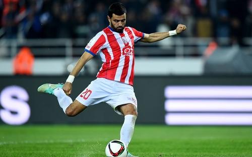 الرجاء يُقدم عرضه الرسمي لضم أحمد جحوح