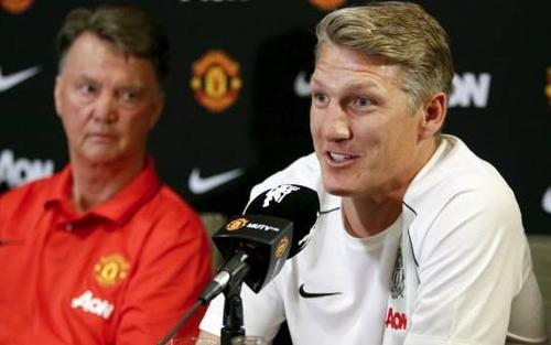 فان خال ينتقد شفانشتايجر بعد الإقصاء