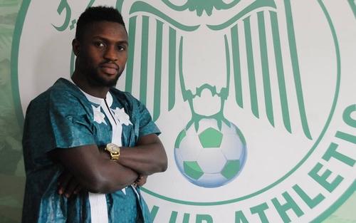 رسميا: الرجاء يتعاقد مع مهاجم جديد