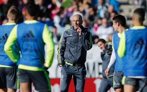 مارسيلو يعود... بايل وبيبي يواصلان الغياب عن قائمة ريال مدريد
