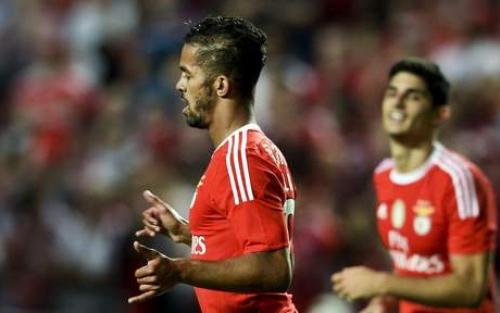 كارسيلا مُستدعى لقمة بنفيكا وسبورتينغ لشبونة