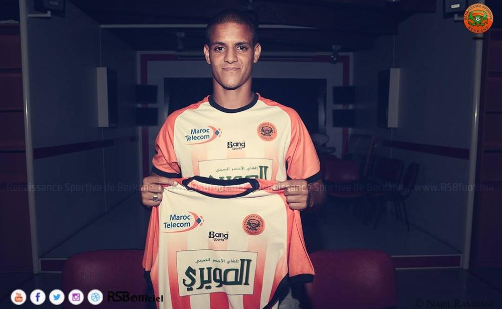 حقيقة العراك بين رشيد حسني و المدرب الطاوسي