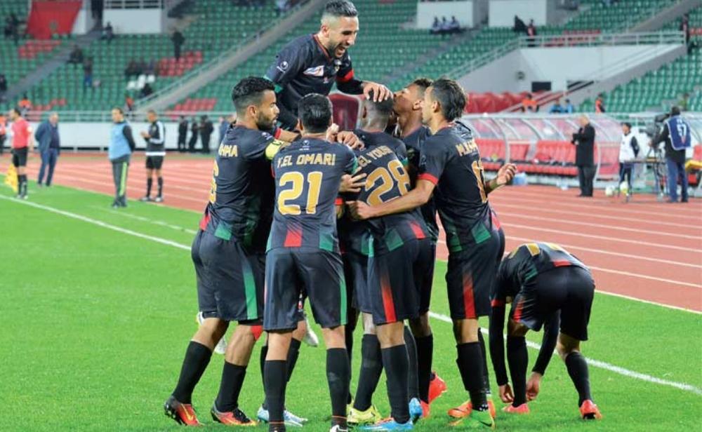 الجَيش الملكِي في أوَّل اخْتبَار رسمي والجَماهِير تُطالِب بـ"الألقاب"