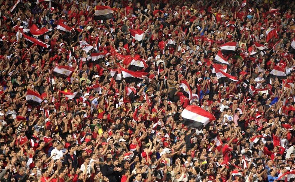 وزير الرياضة المصري يُجاهد لنقل مباريات المونديال "أرضيًا"