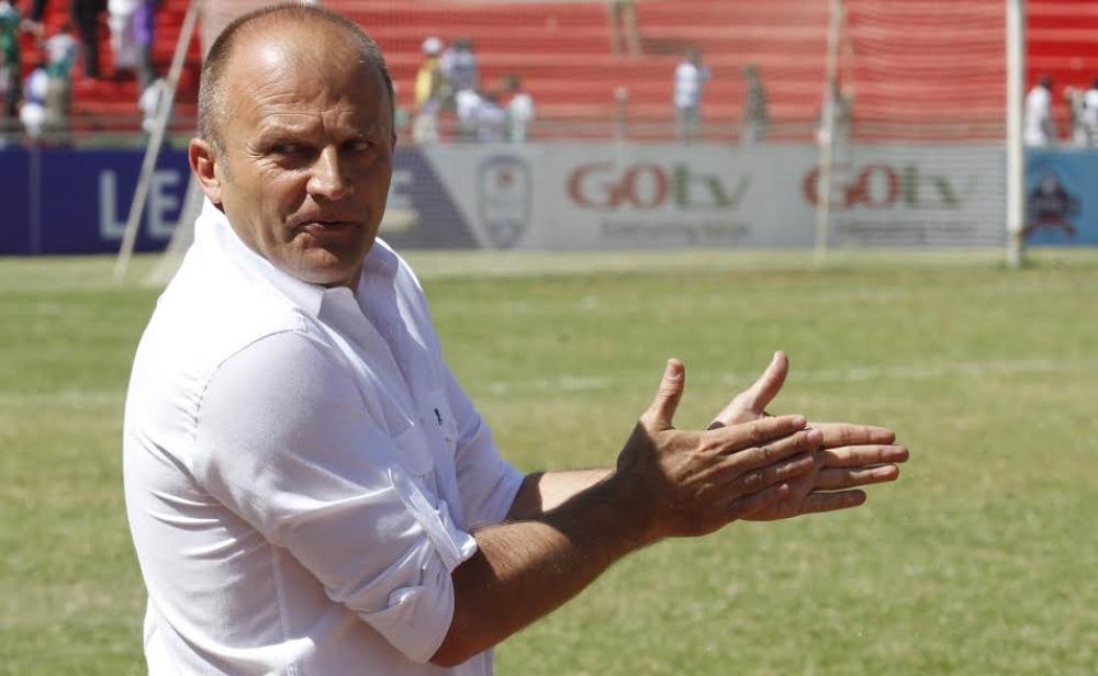 مدرب السودان يخرج بتصريح احترافي قبل مباراة المغرب و نيجيريا و يوجه رسالة للحكم غاساما