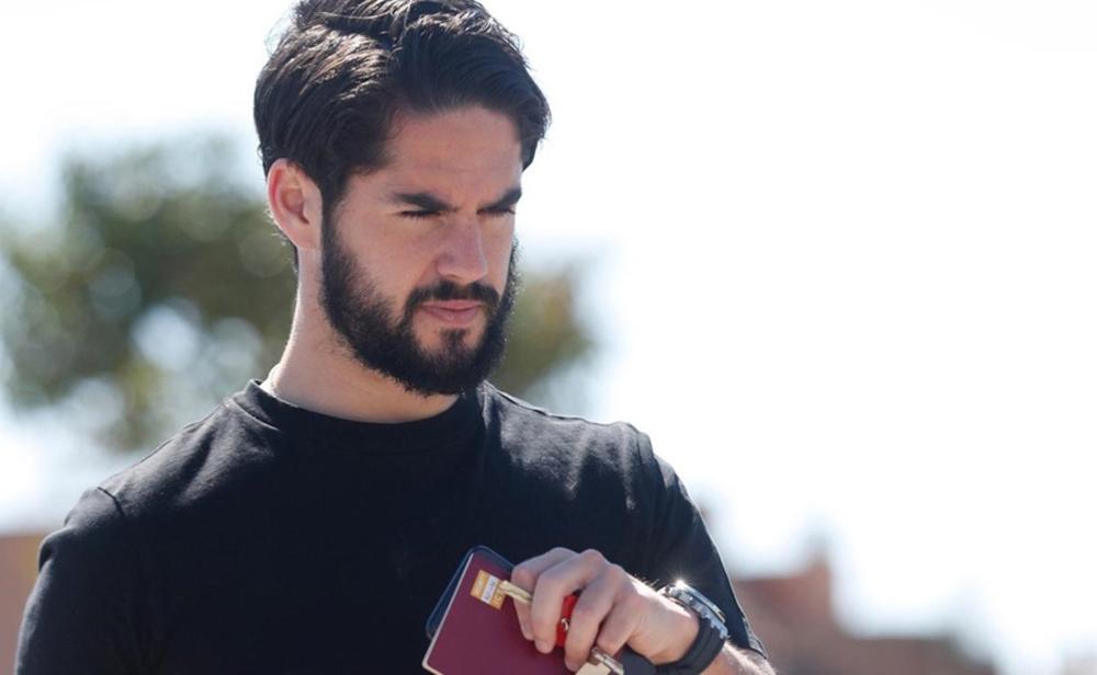 "نجم عالمي" يُرافق ثيو هيرنانديز لمدينة مراكش