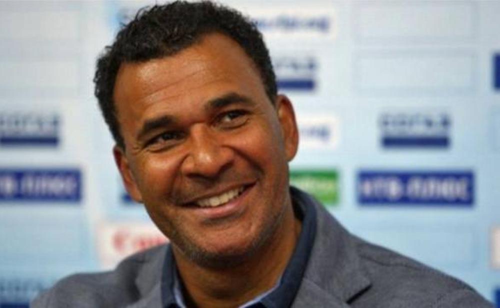 خوليت يدق ناقوس الخطر بشأن الكرة الهولندية