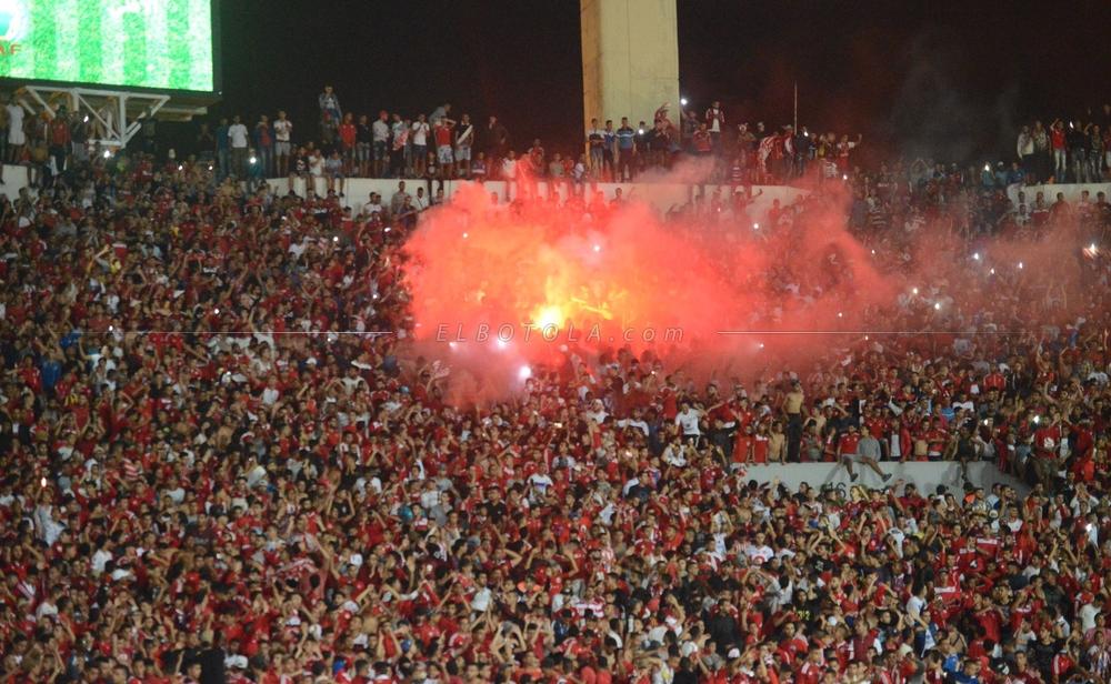 "الوينرز": "التيازي لعب دورا كبيرا في قتل مباراة نهضة بركان و قراراته كانت مستفزة"