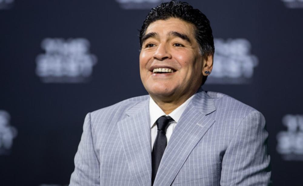 مارادونا يُدلي برأيه في المصري محمد صلاح