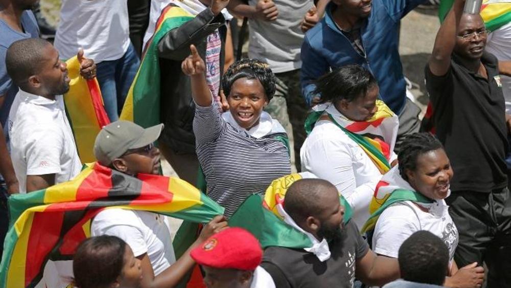 الاتحاد الزيمبابوي لكرة القدم يُدير ظهره للمغرب و يُصوت للملف "الثلاثي"