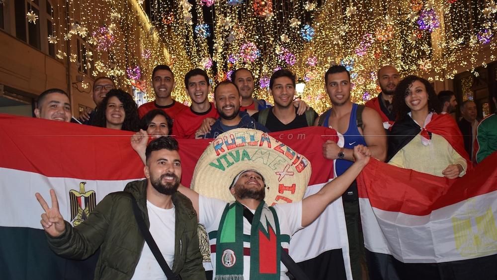 خاص بالفيديو | احتلال مصري لشوارع موسكو على نغمات “مو صلاح”