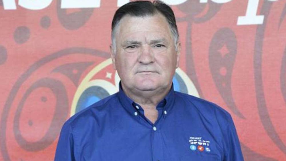 كاماتشو يُطالب إسبانيا بتوخِّي الحَذَر من "الأسود"