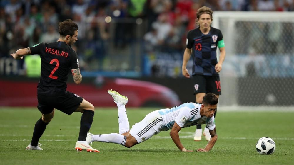 لاعب كرواتيا: "شاهدت لاعبي الأرجنتين يسقطون ويبكون مثل الفتيات"