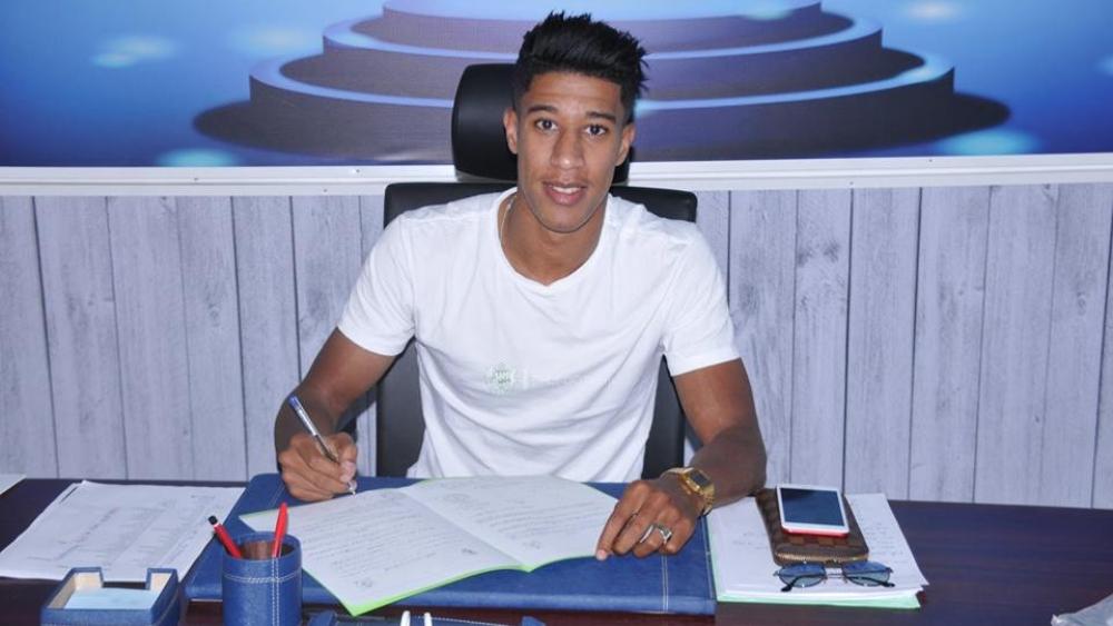 الدفاع الجديدي يُعلن رسمياً توقيع حميد أحداد في صفوف الزمالك