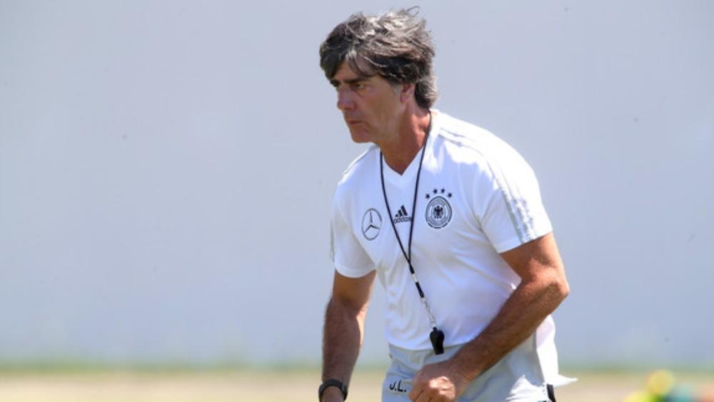 لوف باق مع منتخب ألمانيا مهما يحصل بالمونديال