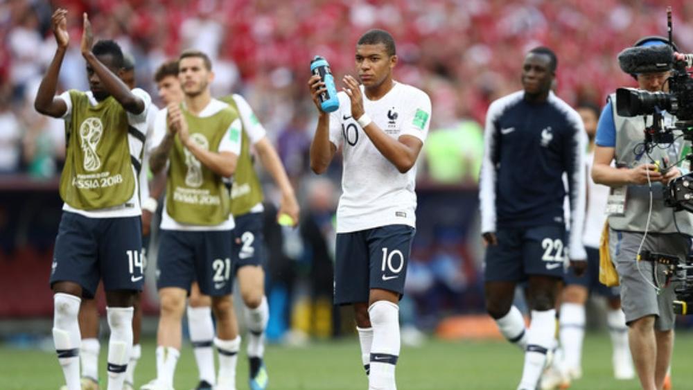 ماهو وعد مبابي في حال تأهلت فرنسا لربع النهائي؟