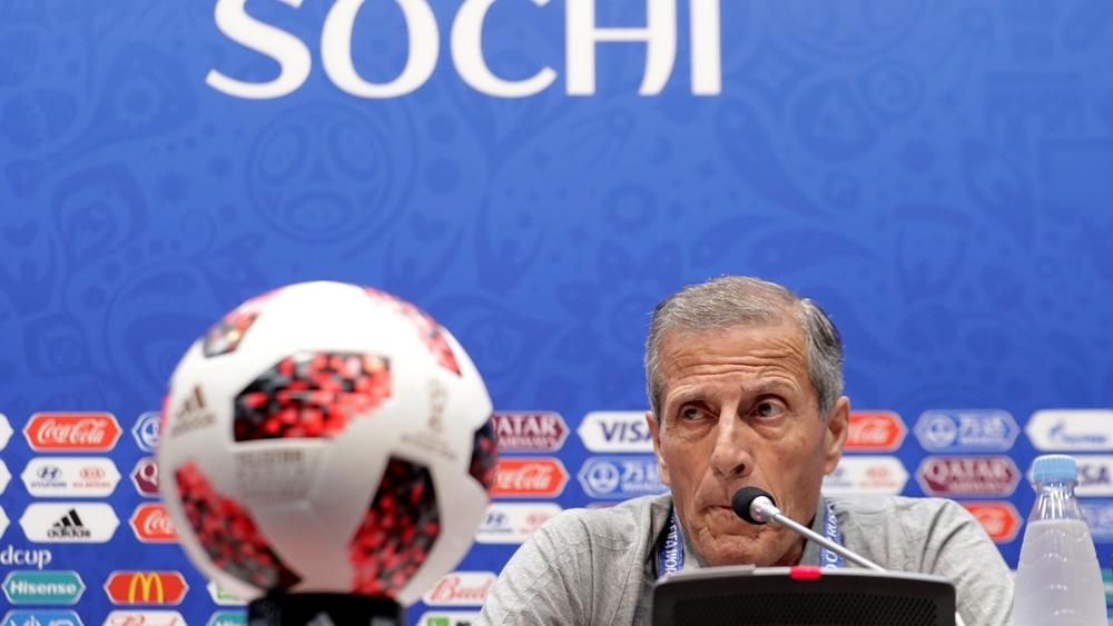 مدرب الأوروغواي يكشف وصفته للحد من خطورة رونالدو