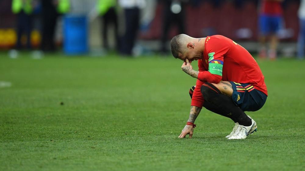 راموس يبكي ويتحسر على الإقصاء من أجل إنييستا