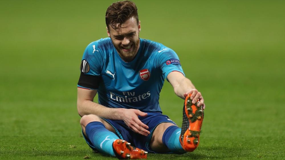 آرسنال يعلن تجديد عقد لاعبه كالوم تشامبرز