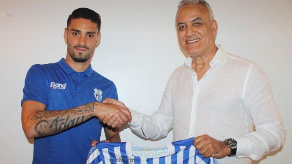 سالفا شمورو: "سعيد بانتقالي إلى صفوف إتحاد طنجة و المدينة كأنها في إسبانيا"