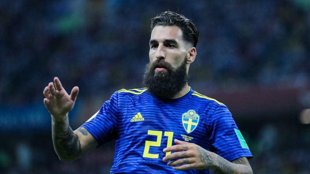 دورماز رمز مناهضة العنصرية والوحدة في السويد