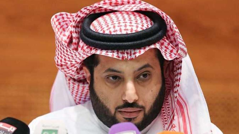 تركي آل شيخ:" واجِبي خِدمة الأندية العربية منها الرجاء المغربي"