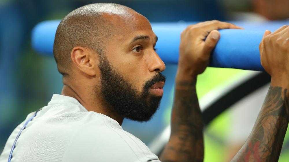 هنري يواجه نفس معضلة إريكسون و كلينسمان