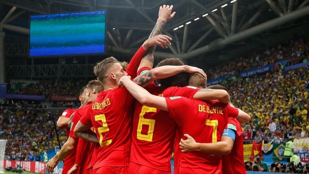 أسطورة بلجيكا يتوقع طرفي نهائي كأس العالم