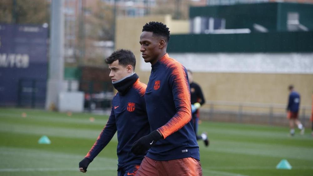 برشلونة يريد بيع مينا لكن مع خيار إعادة الشراء