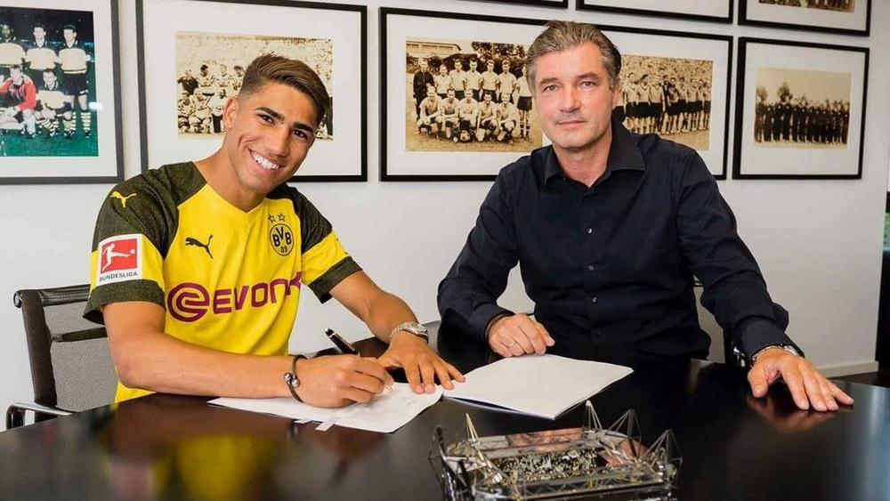 مدير دورتموند: "حكيمي شاب يلعب على أعلى مستوى"
