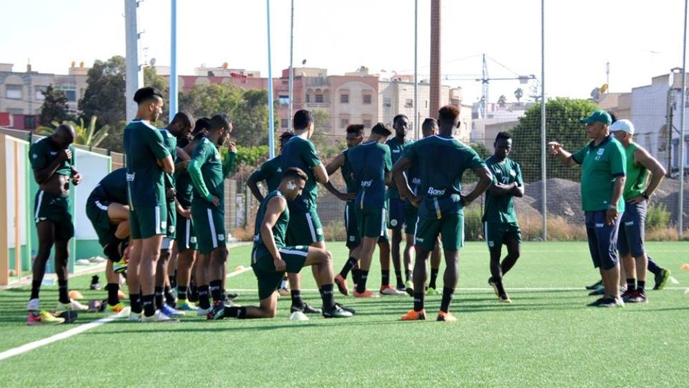 الدفاع الجديدي يجري آخر حصة تدريبية قبل التوجه صوب الجزائر