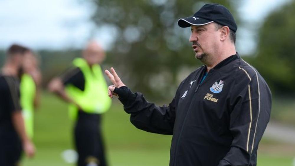 بينيتيز يعترف بوجود أزمة في نيوكاسل