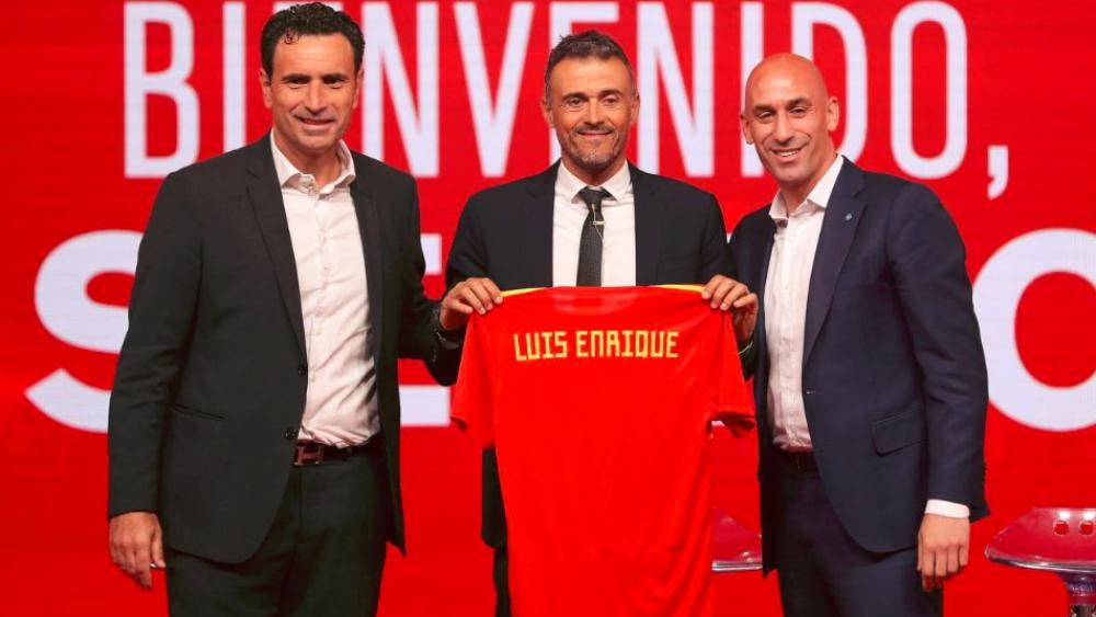 إنريكي في يوم تقديمه كمدرب جديد لإسبانيا: "لن تكون هناك ثورة"