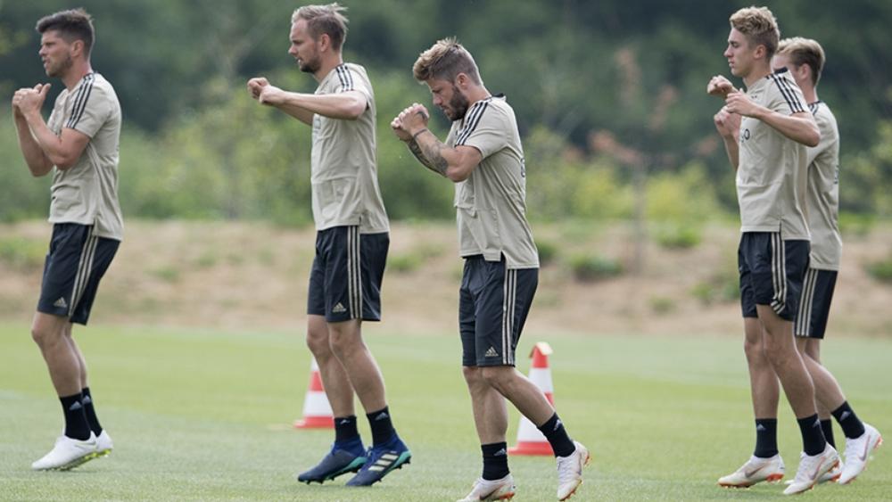 أياكس ينفق بسخاء غير مسبوق في الميركاتو