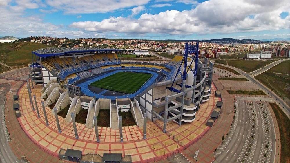 ملعب طنجة "بدون كهرباء" قبل احتضان كأس السوبر الإسباني