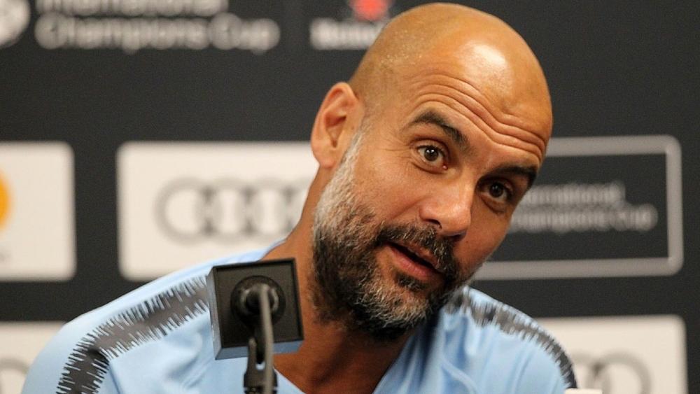 غوارديولا يؤكد عودة اللاعبين الدوليين مبكرا إلى التدريب