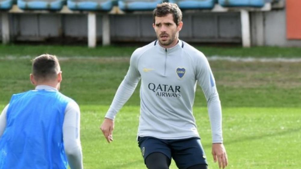 جاجو يبحث مستقبله مع بوكا جونيورز