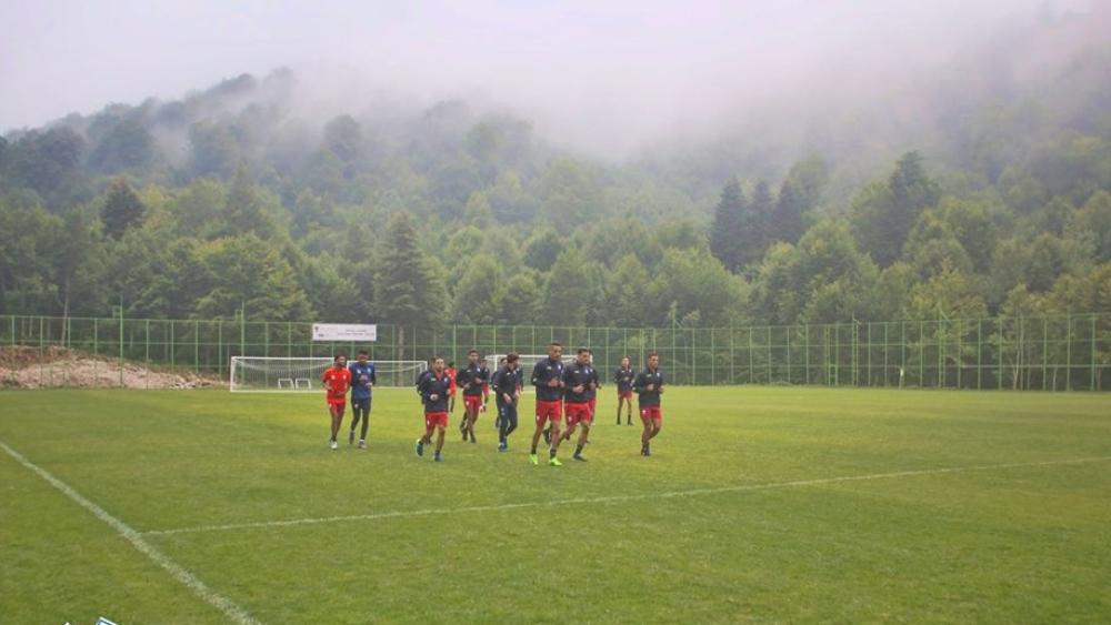 حصة تدريبية بدنية للاعبِي اتحاد طنجة قبل مُواجهة بنديك سبور التركي