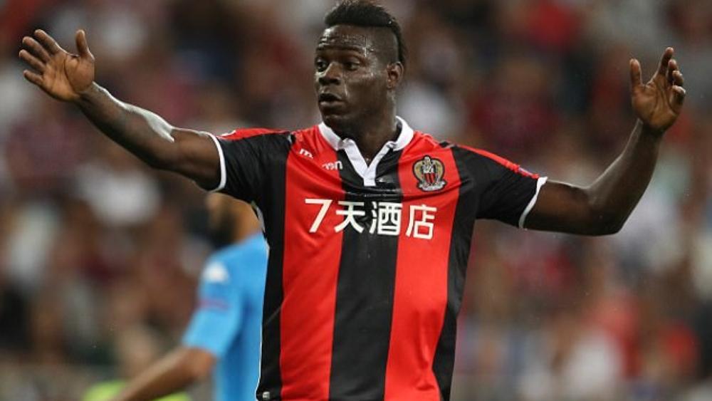 بالوتيلي: الانضمام إلى نابولي؟ اسألوا دي لورينتيس