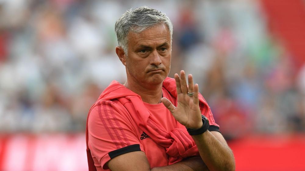 ذيول كأس العالم تلقي بظلالها على انطلاقة موسم الدوري الإنجليزي