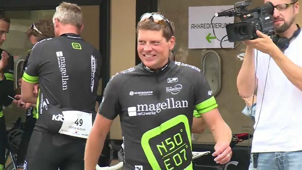 الشرطة تحتجز بطل فرنسا السابق بسبب الاعتداء على "فتاة ليل"