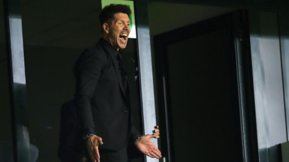 سيميوني يهزم ريال مدريد في ثلاث بطولات