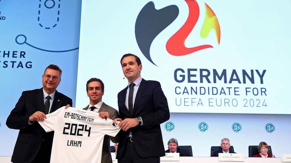 لام رئيسا للجنة المنظمة في حال استضافة ألمانيا "يورو 2024"