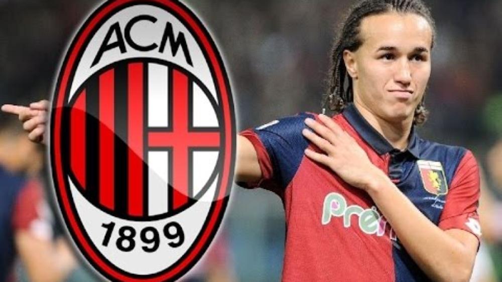 رسمياً | ميلان يُعلن التعاقد مع نجم الأوروجواي