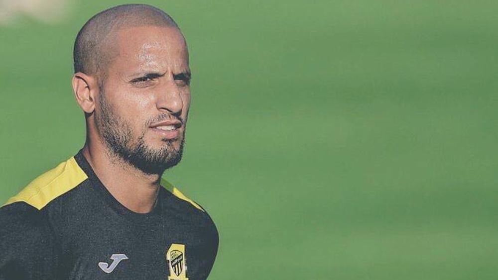 الثّناء و الإشادة يُحيطان بأداء الأحمدي مع الاتحاد رَغْم خسارة السوبر السعودي