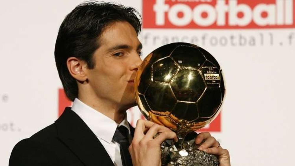 كاكا يكشف عن مرشحه لجائزة الكرة الذهبية 2018