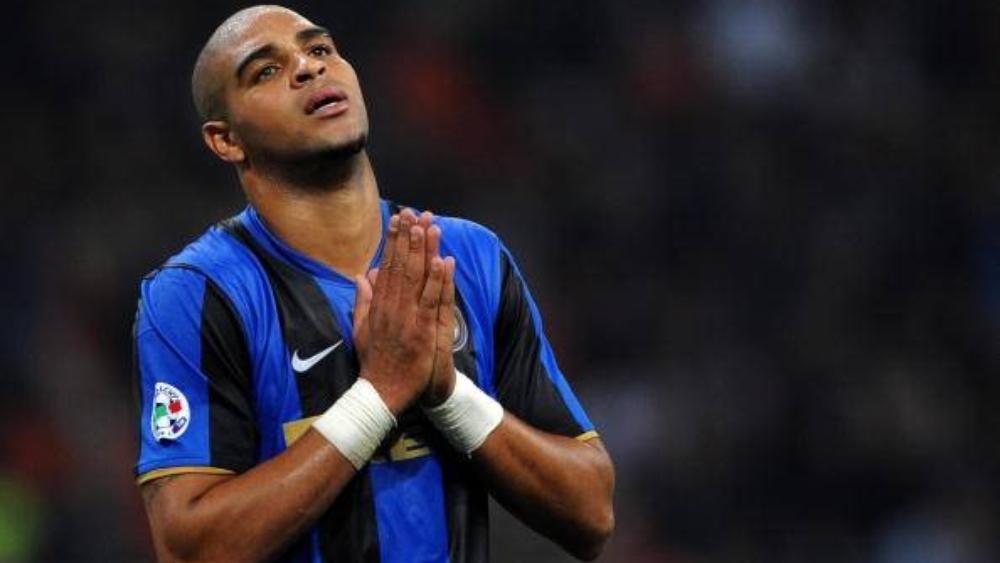 آدريانو: "وفاة والدي جعلتني أدمن الخمور، والفقر في البرازيل أعاد إلي ابتسامتي"