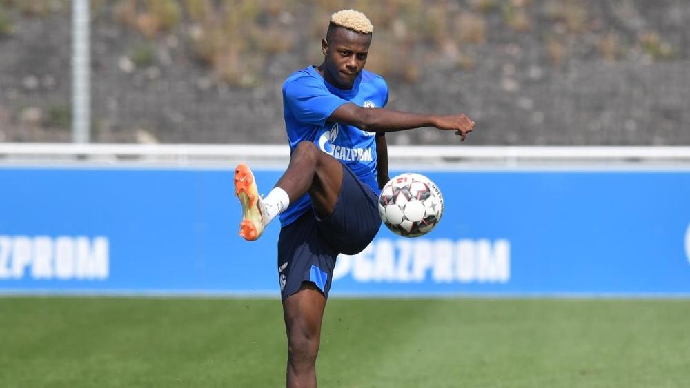 منديل يستعد لخوض مواجهة هيرتا برلين كأساسي