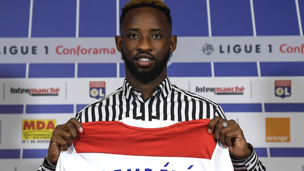 موسى ديمبيلي "سعيد" بالانضمام إلى ليون